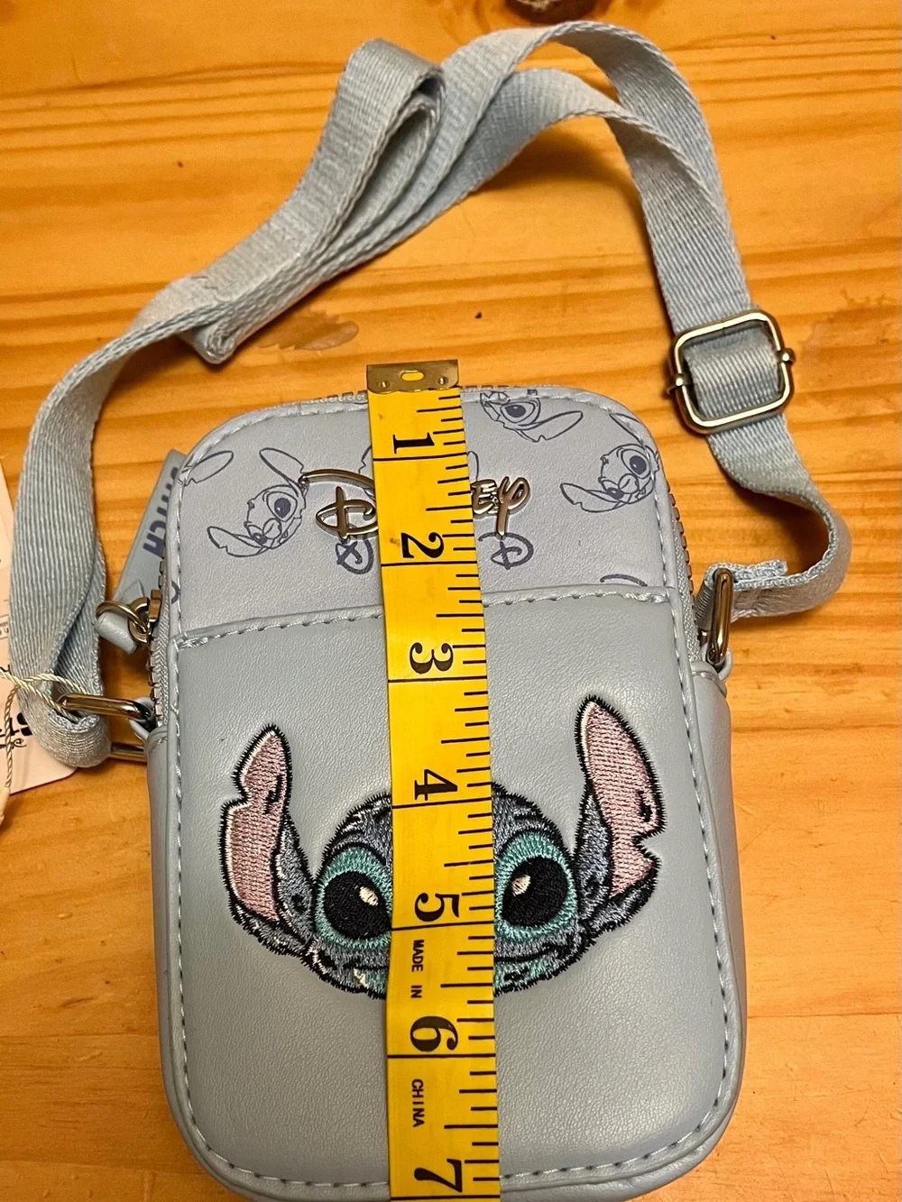 Disney x  Primark Light Blue Stitch Crossbody Mini Pouch New without tags